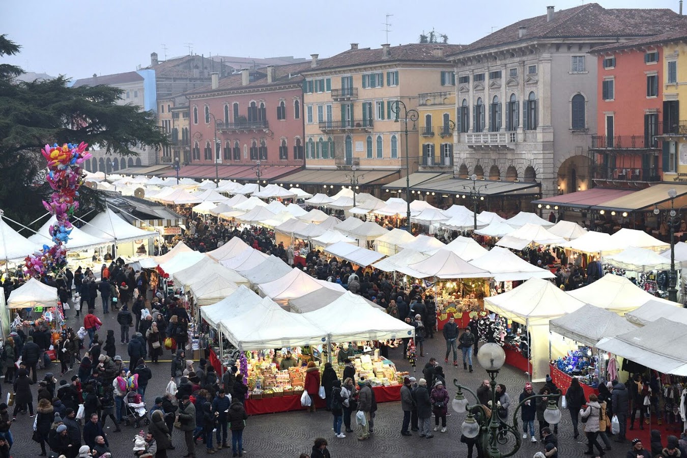 Natale a Verona, istruzioni per l'uso :-) Natale a Verona, istruzioni per l'uso :-)