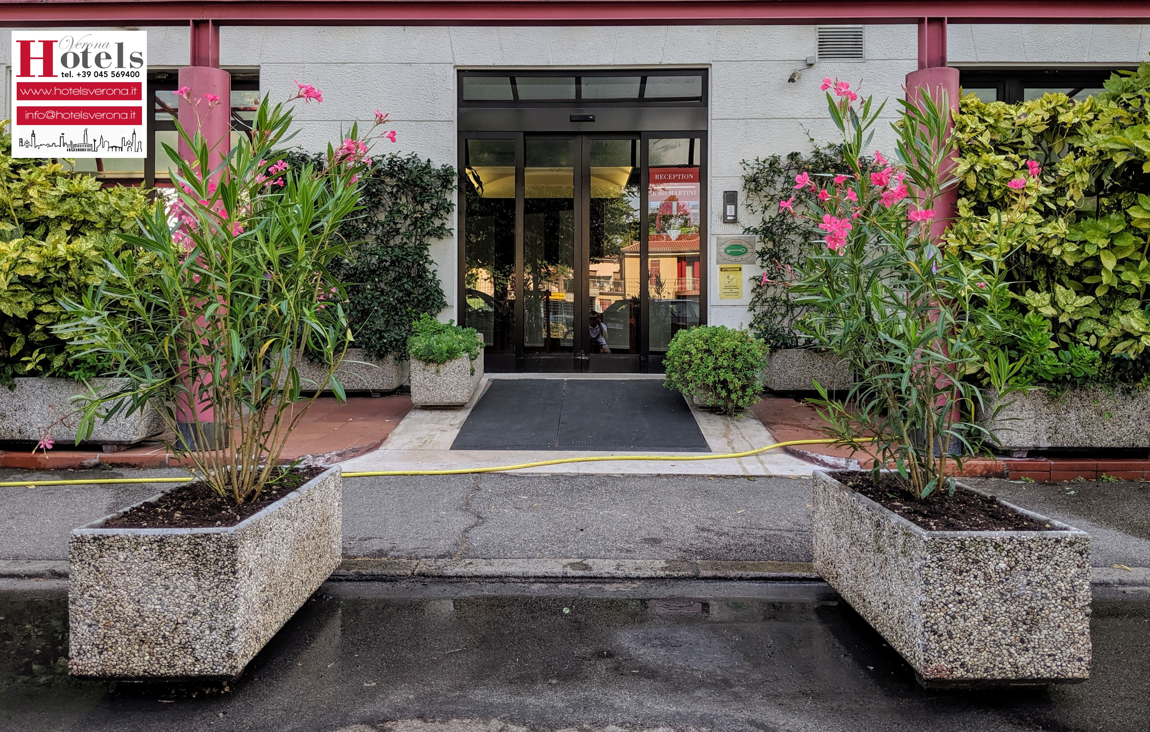 Prenota tranquillo su www.hotelsverona.it! Prenota tranquillo su www.hotelsverona.it!